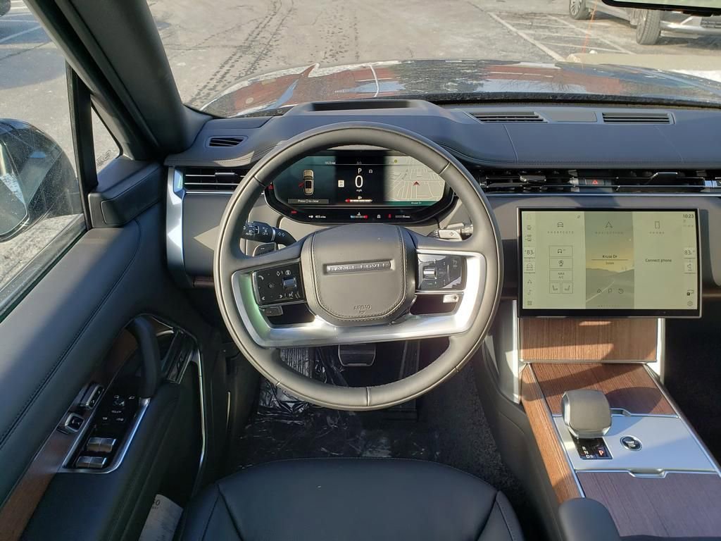 New 2025 Land Rover Range Rover SE image 14