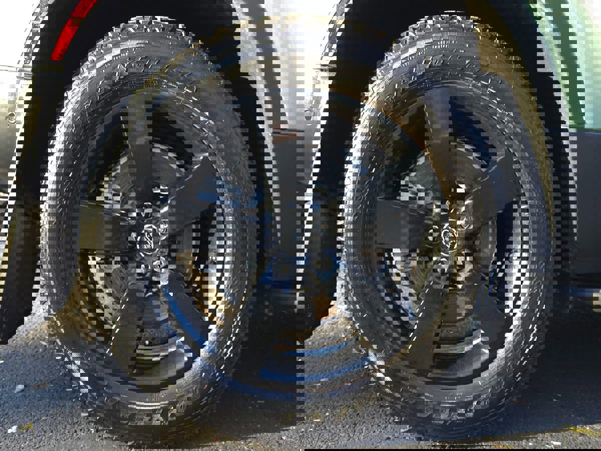 Used 2023 Land Rover Defender 110 75th Limited Edition image 75