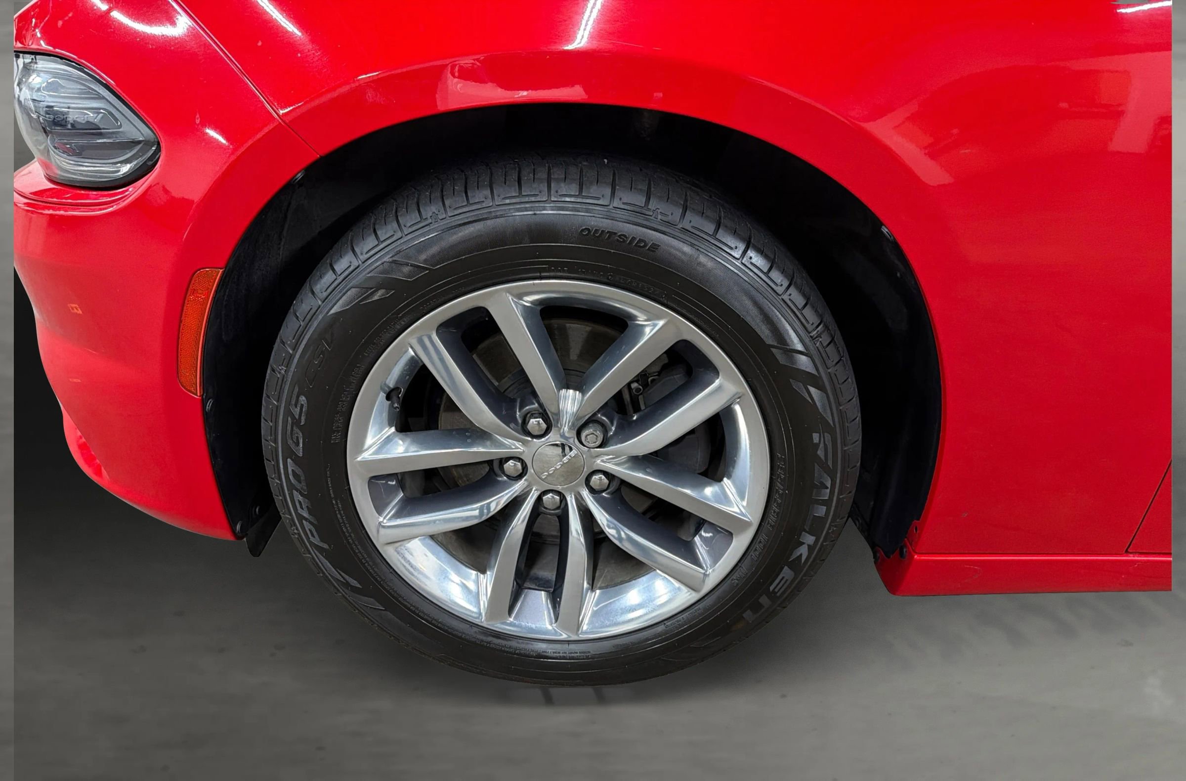 Used 2016 Dodge Charger SXT w/ Plus Group RWD image 15