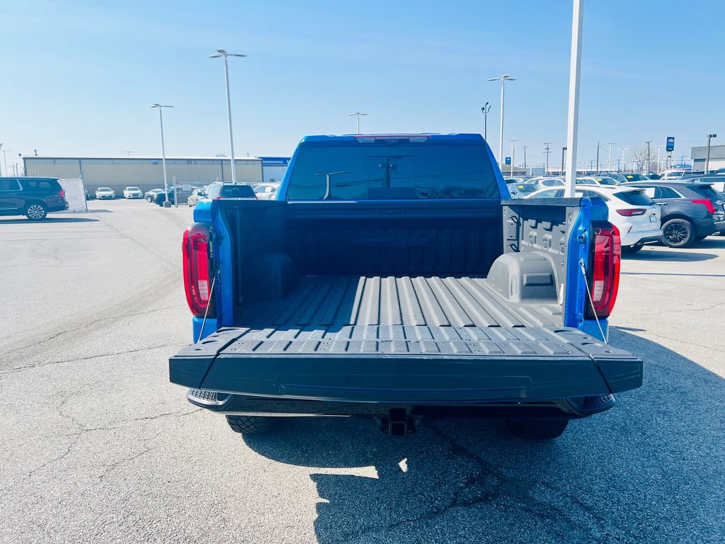 Used 2024 GMC Sierra 1500 AT4X image 11