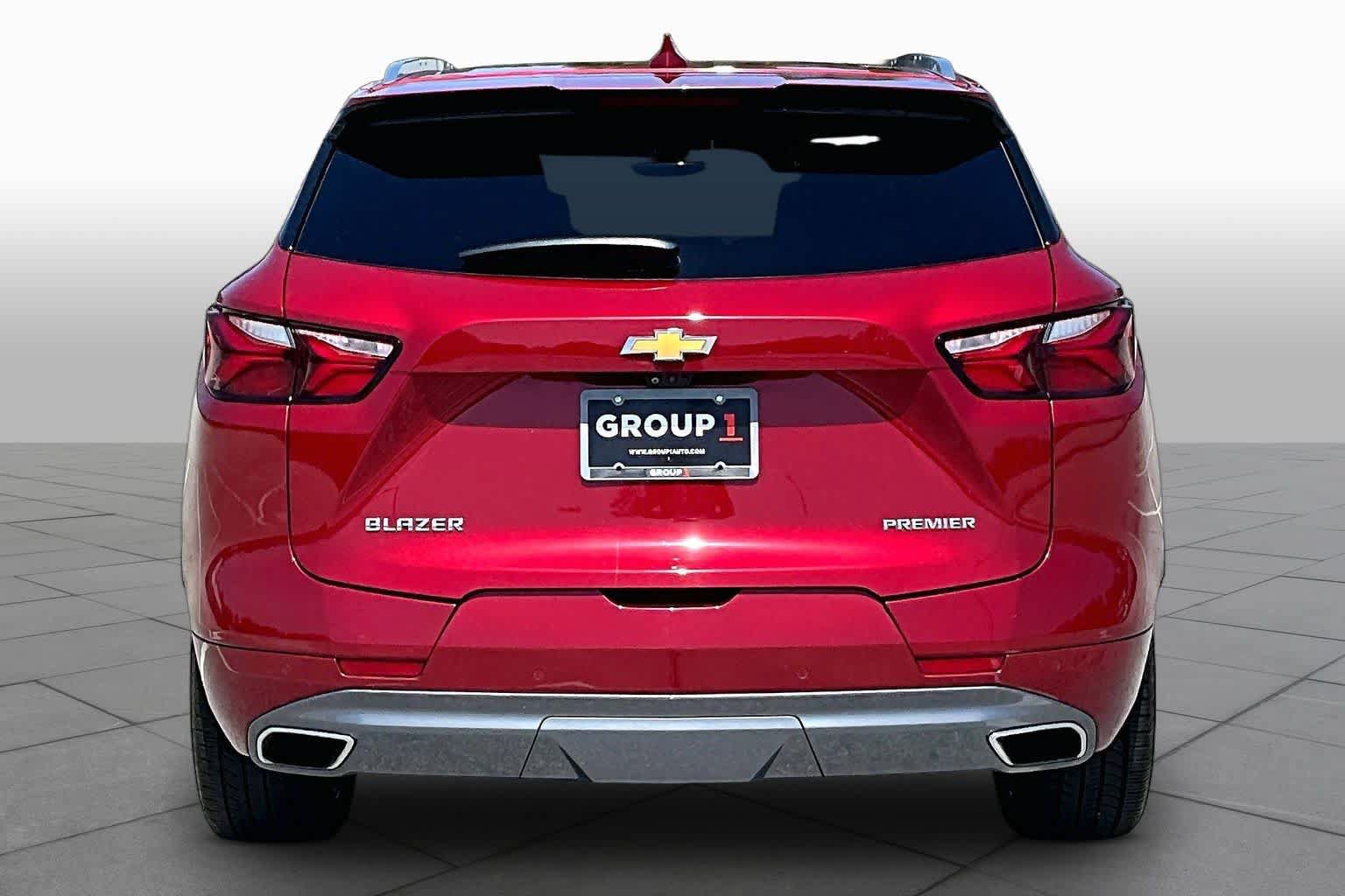 Used 2019 Chevrolet Blazer Premier w/ Sun and Wheels Package FWD image 5