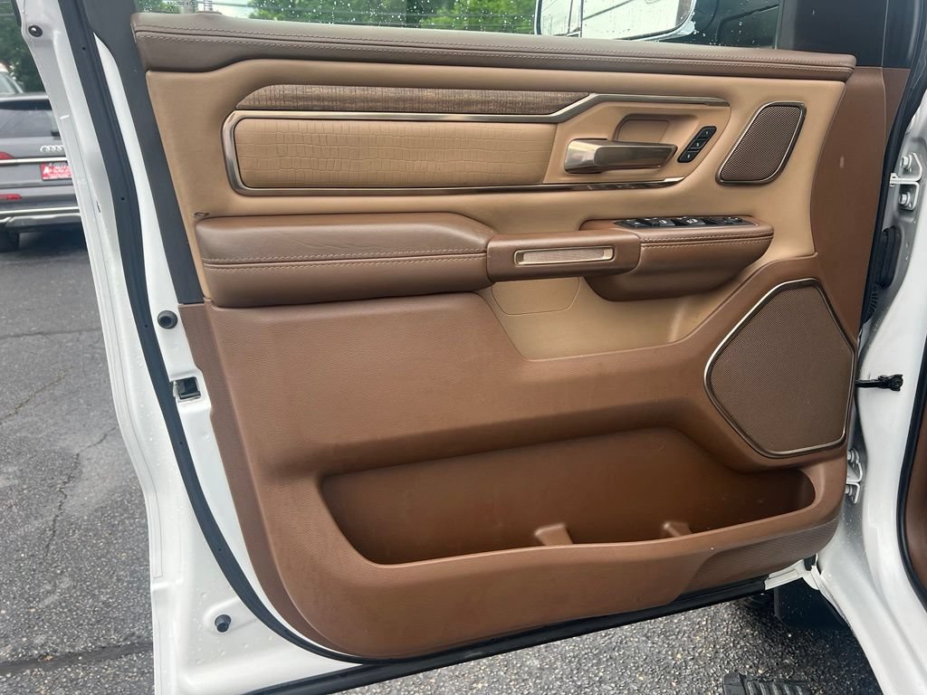 Used 2019 RAM 1500 Longhorn AWD/4WD image 15