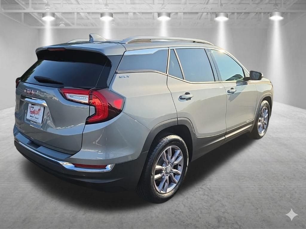 Certified 2023 GMC Terrain SLT w/ Infotainment Package II FWD image 4
