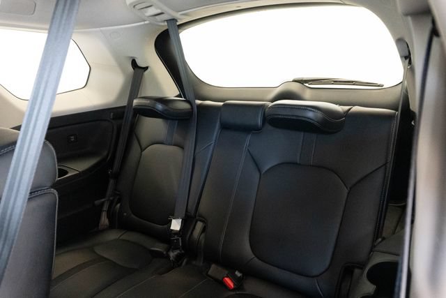 Used 2025 Honda Pilot EX-L image 9