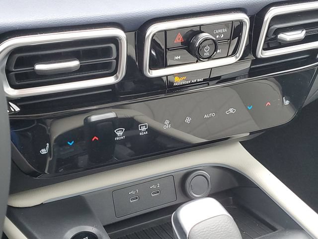 New 2026 Nissan Sentra SL w/ Floor Mat Package FWD image 16