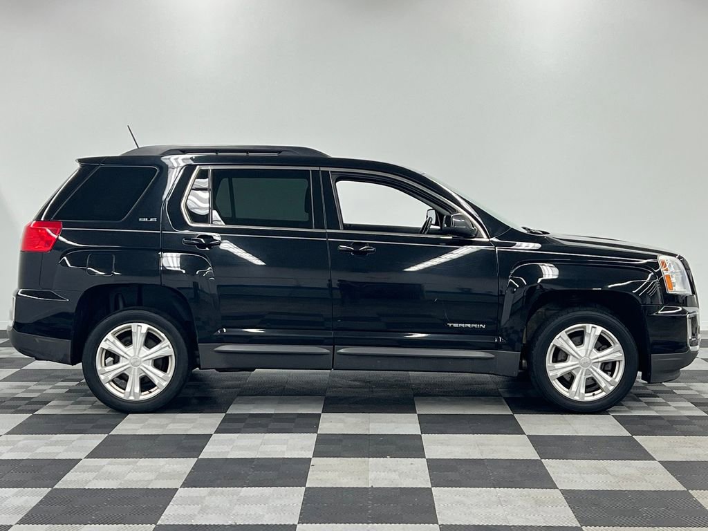 Used 2017 GMC Terrain SLE w/ Convenience Package FWD image 11