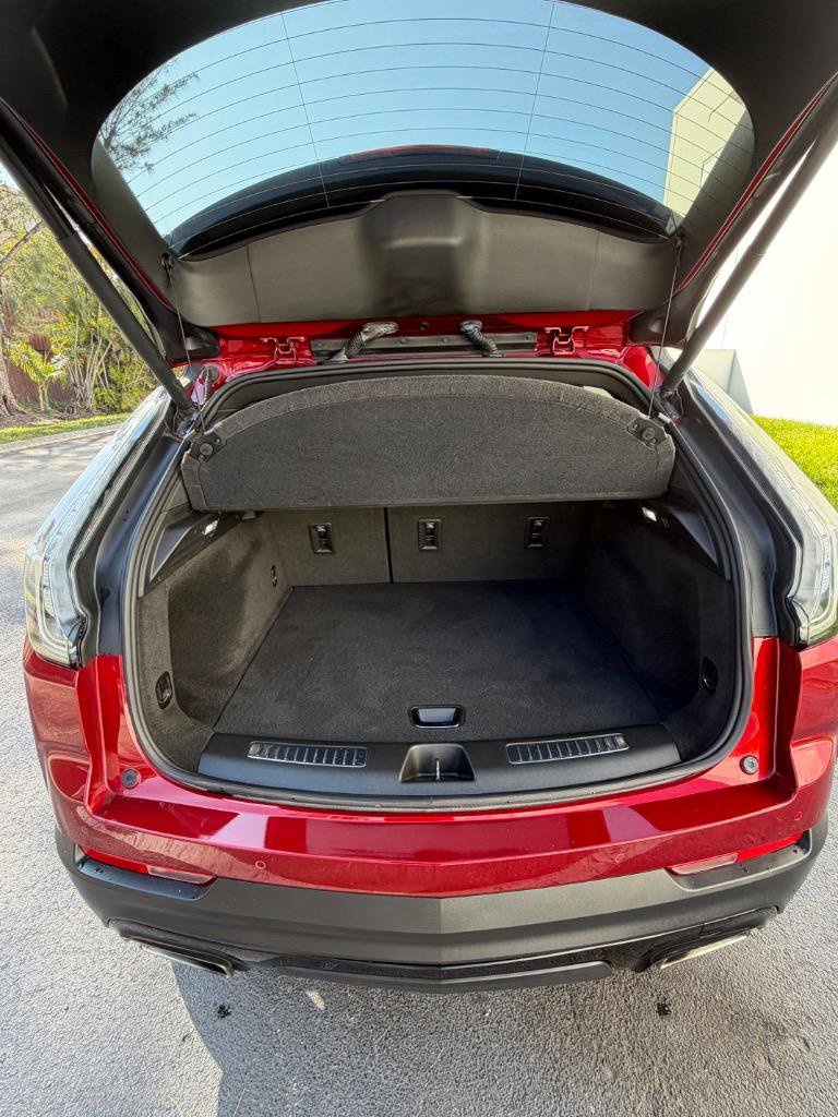 Used 2023 Cadillac XT4 Sport image 8