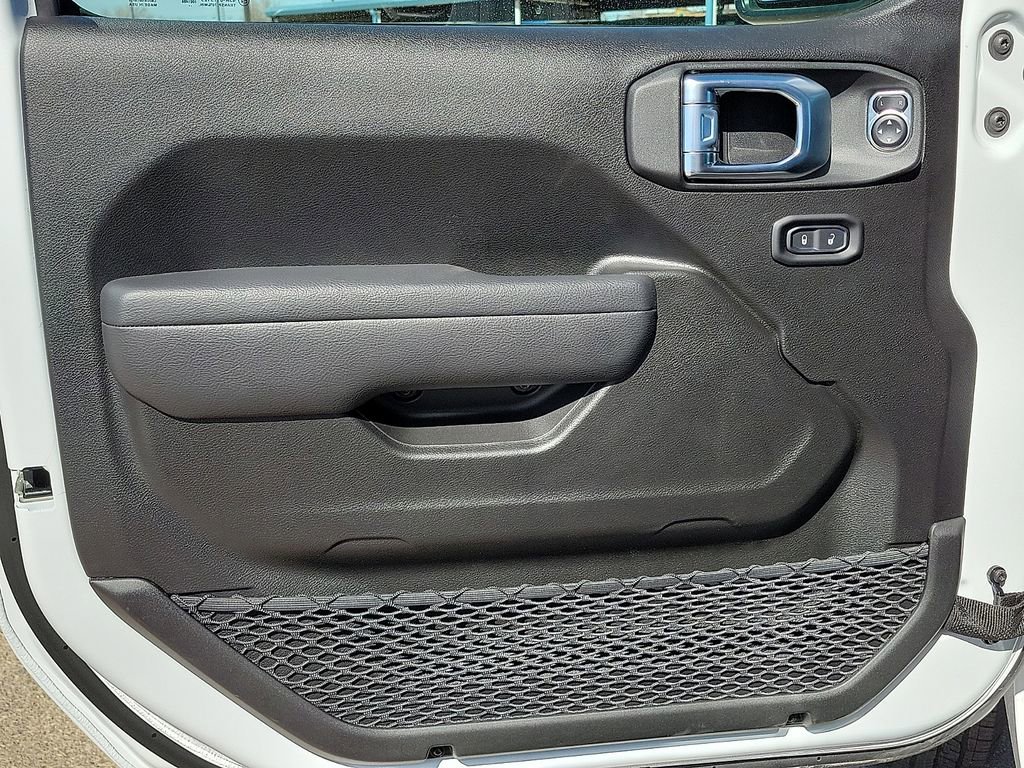 New 2026 Jeep Gladiator Sport image 11