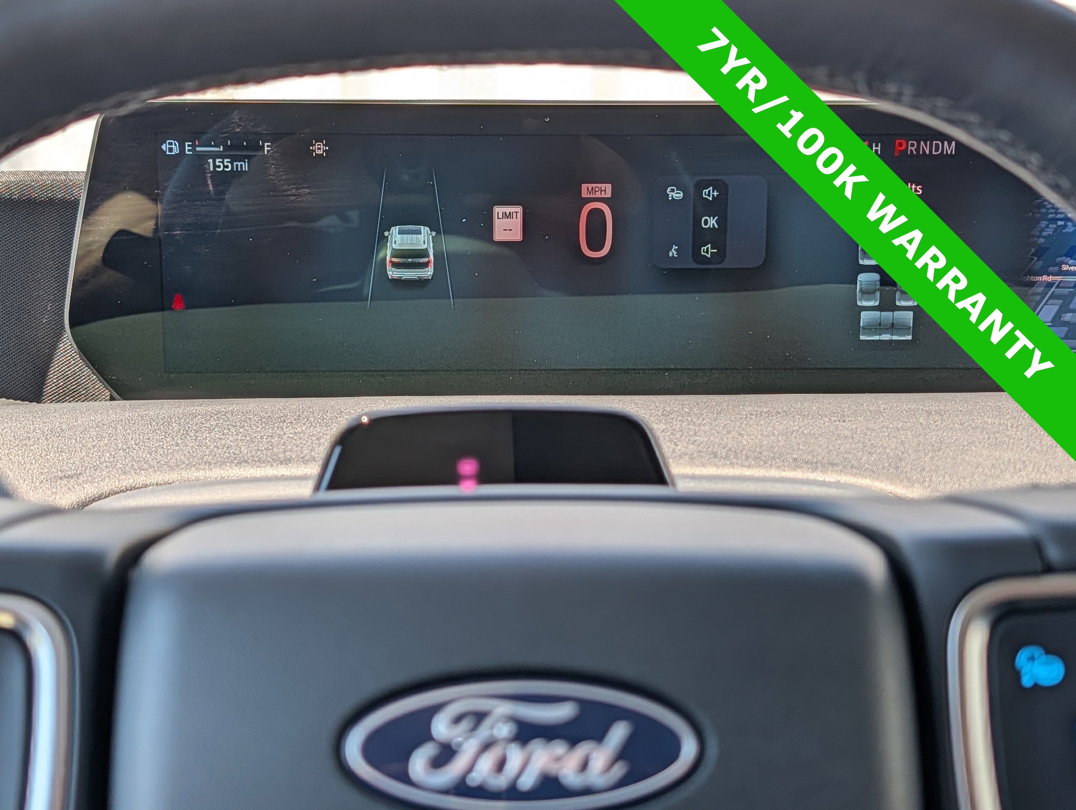 Used 2025 Ford Expedition Platinum AWD/4WD image 32