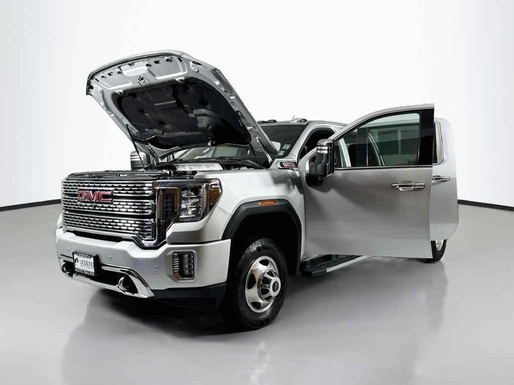 Used 2020 GMC Sierra 3500 Denali w/ Denali Ultimate Package AWD/4WD image 26