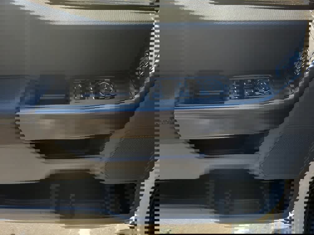 Used 2022 Ford F150 XLT w/ XTR Package image 18