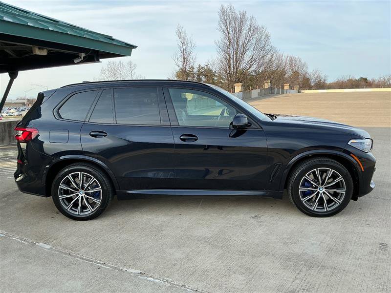Used 2019 BMW X5 xDrive50i w/ M Sport Package image 9