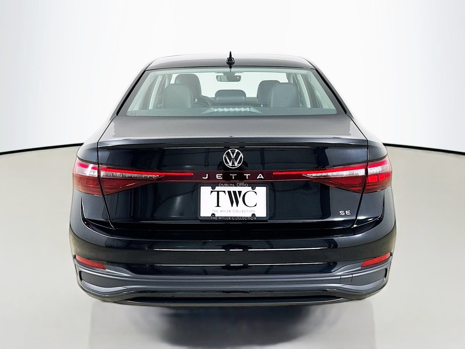 New 2026 Volkswagen Jetta SE FWD image 6
