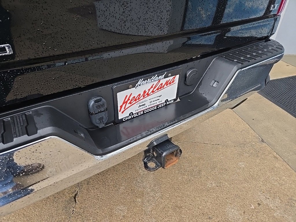 Used 2024 Chevrolet Silverado 2500 LT image 26