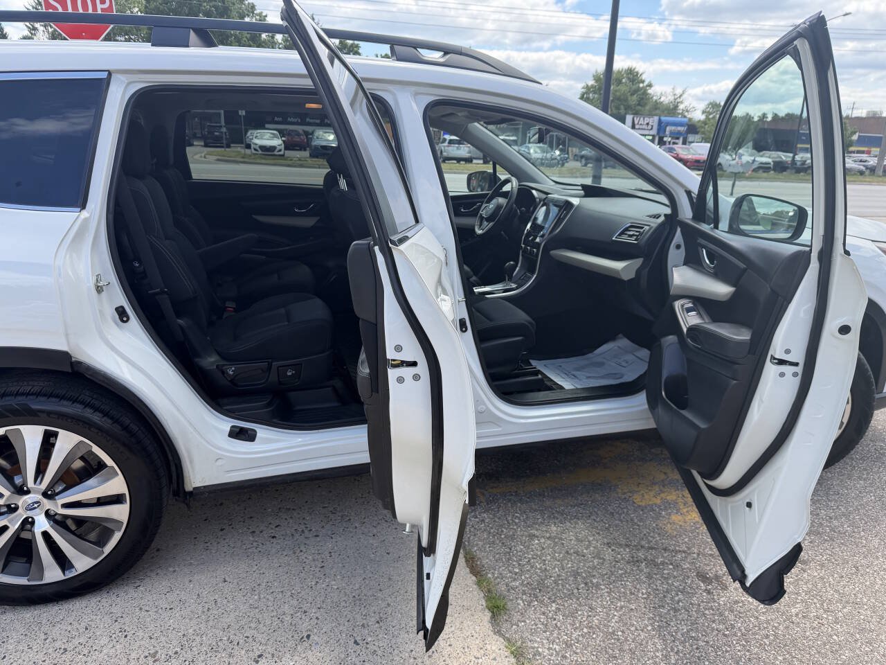 Used 2020 Subaru Ascent Premium w/ Sport Package AWD/4WD image 7