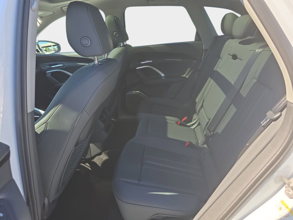 Certified 2025 Audi Q5 Premium w/ Convenience Package AWD/4WD image 24