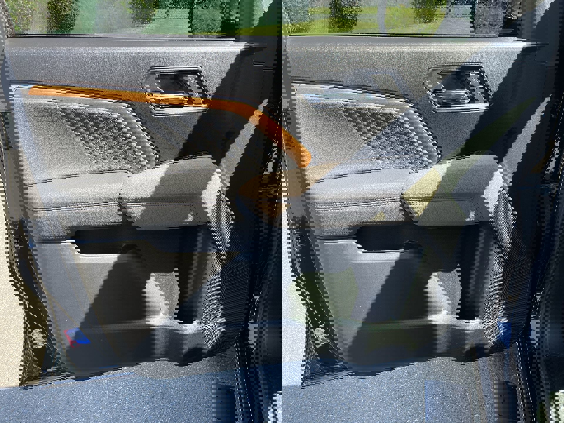 New 2025 GMC Canyon Denali w/ LPO, Denali Black Edition image 58