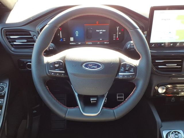 Certified 2024 Ford Escape ST-Line AWD/4WD image 12