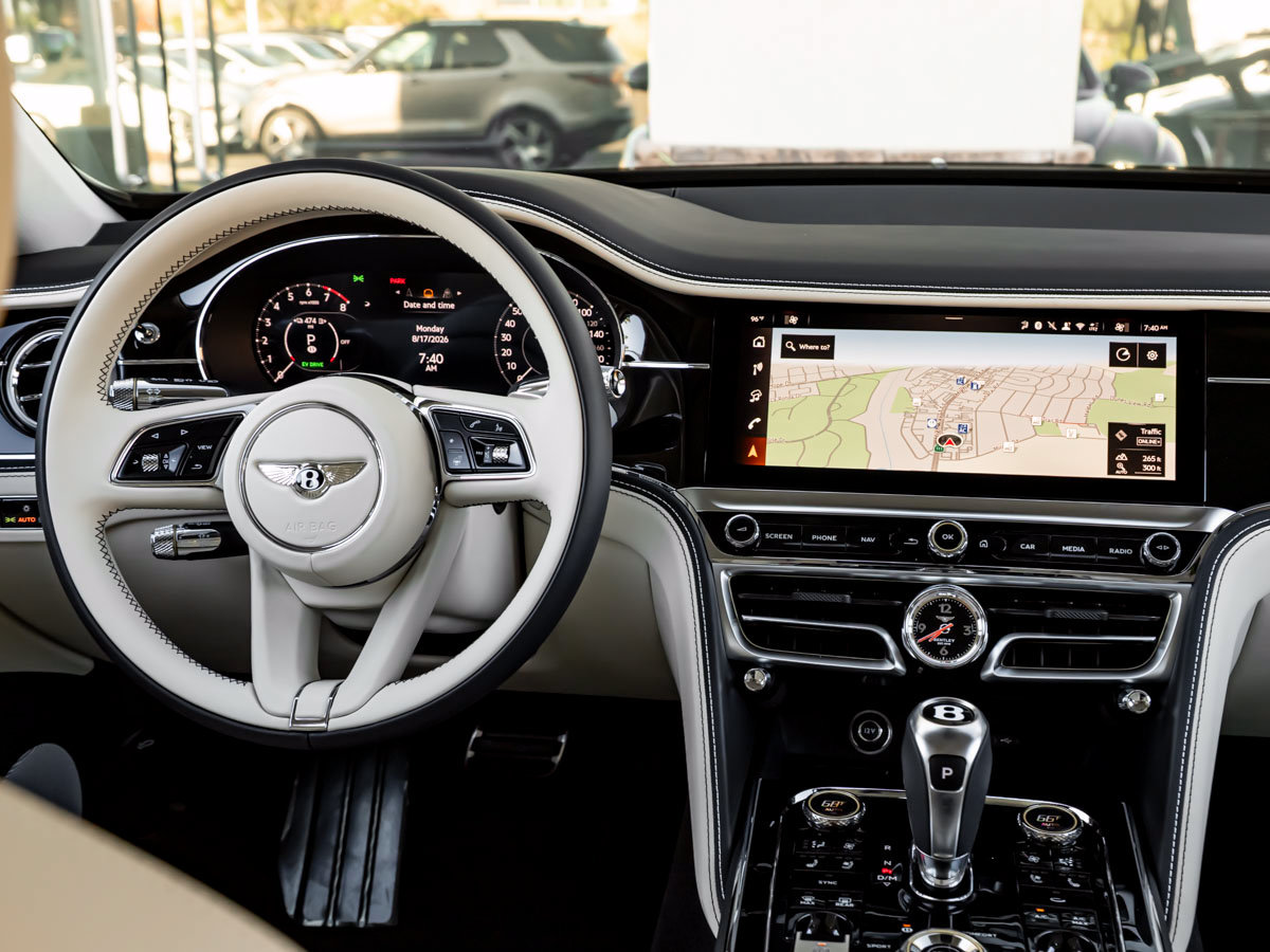 Used 2026 Bentley Flying Spur Plug-In Hybrid AWD/4WD image 23