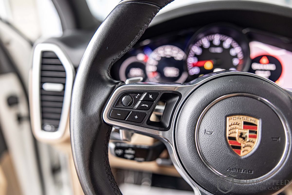 Used 2019 Porsche Cayenne AWD/4WD image 24