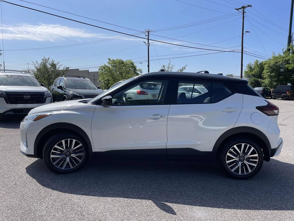 Used 2023 Nissan Kicks SV FWD image 6