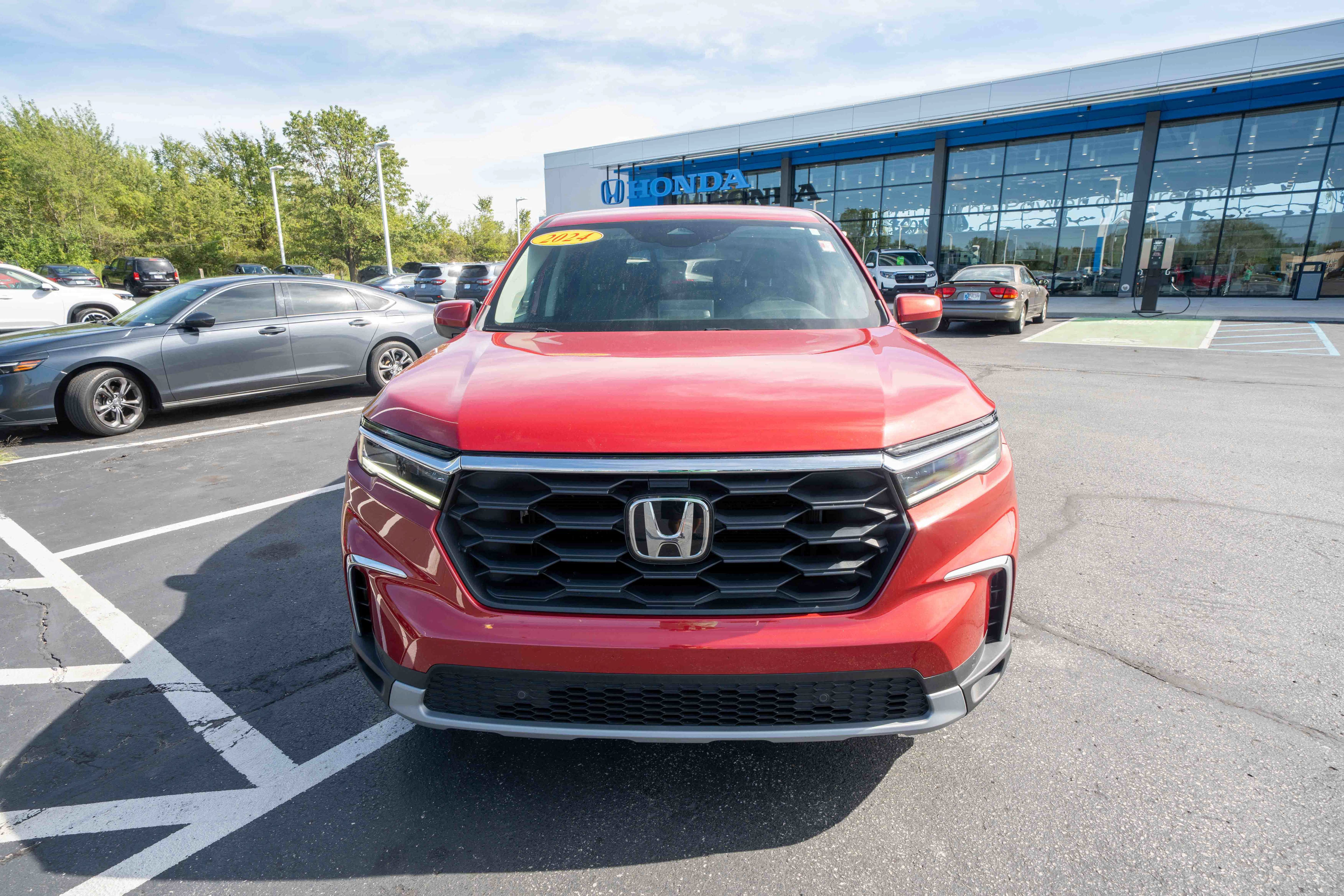 Certified 2024 Honda Pilot EX-L image 2