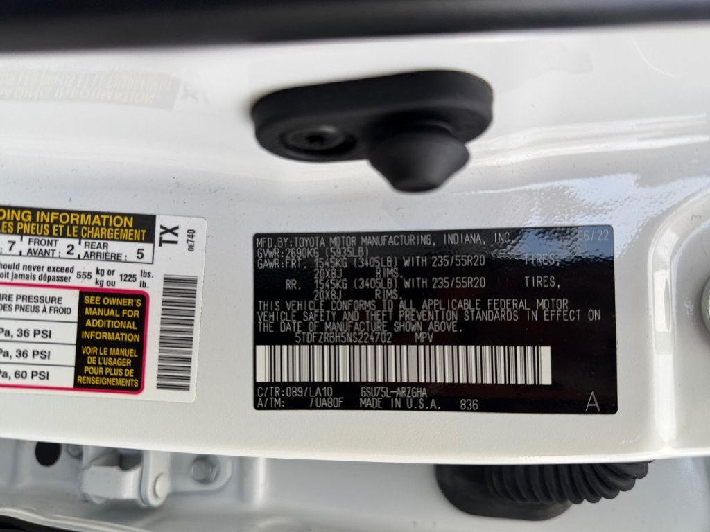 Used 2022 Toyota Highlander Platinum AWD/4WD image 36