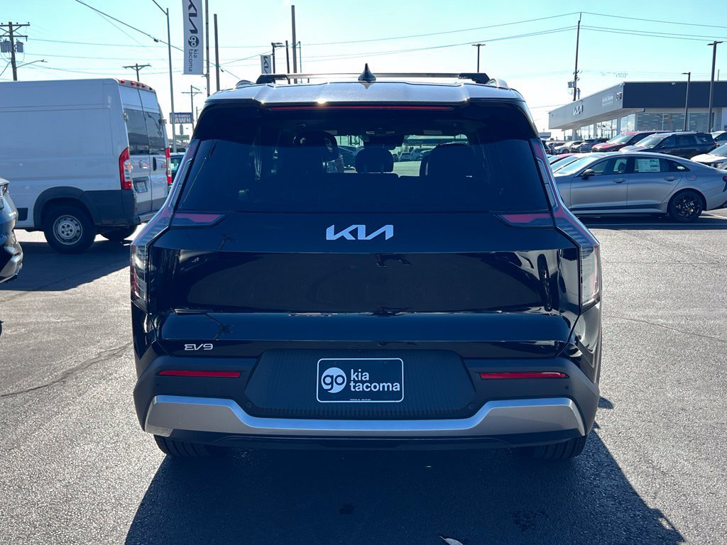 Used 2024 Kia EV9 Wind AWD/4WD image 10