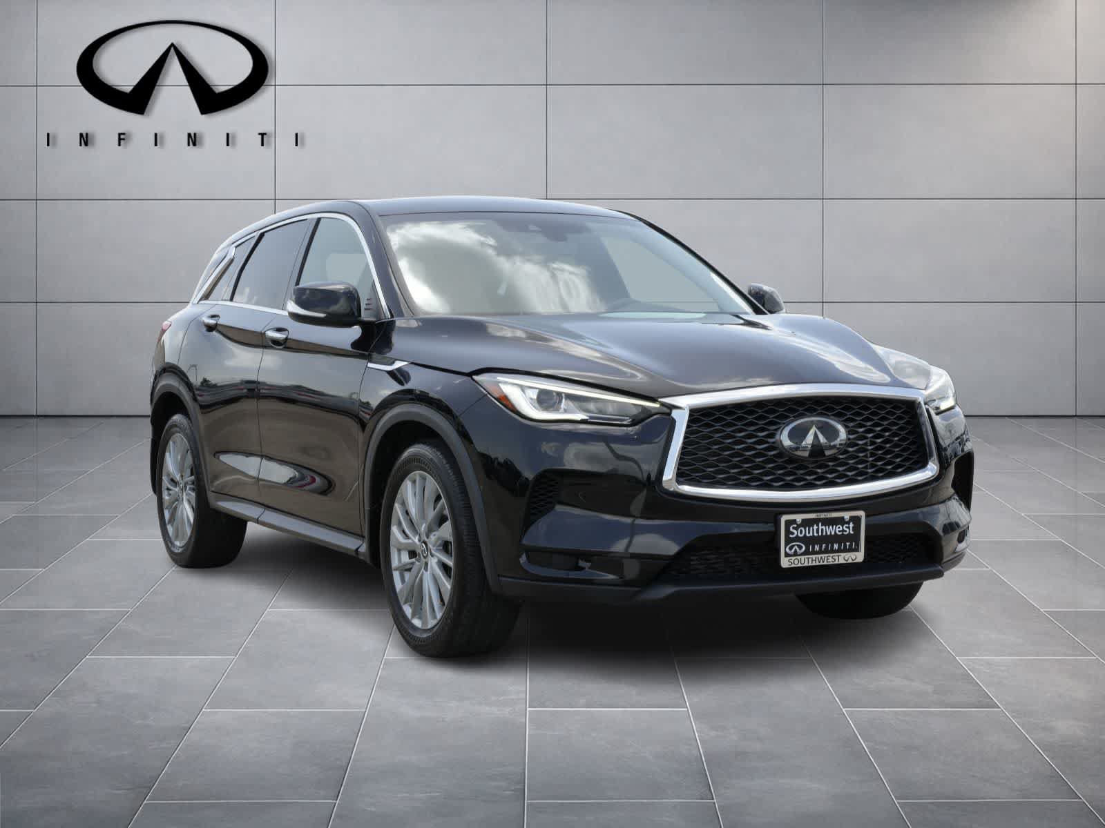 Certified 2023 INFINITI QX50 Pure FWD image 3