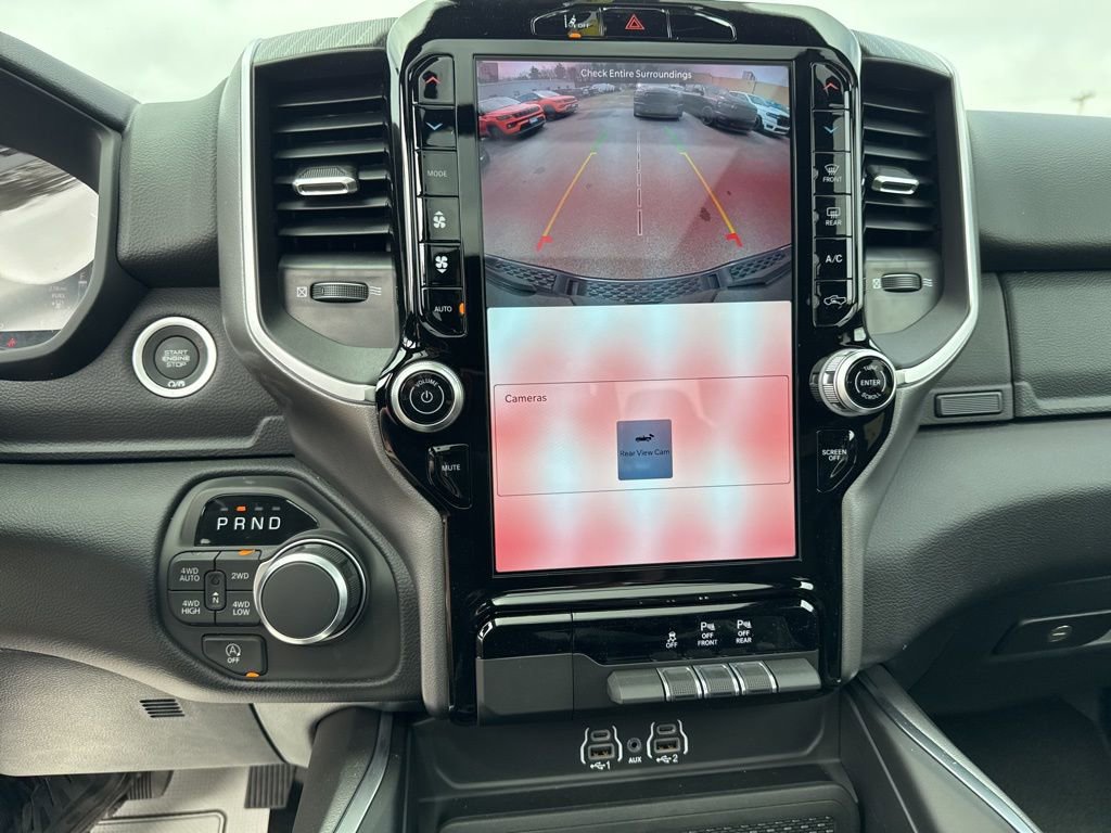 New 2026 RAM 1500 Big Horn AWD/4WD image 14