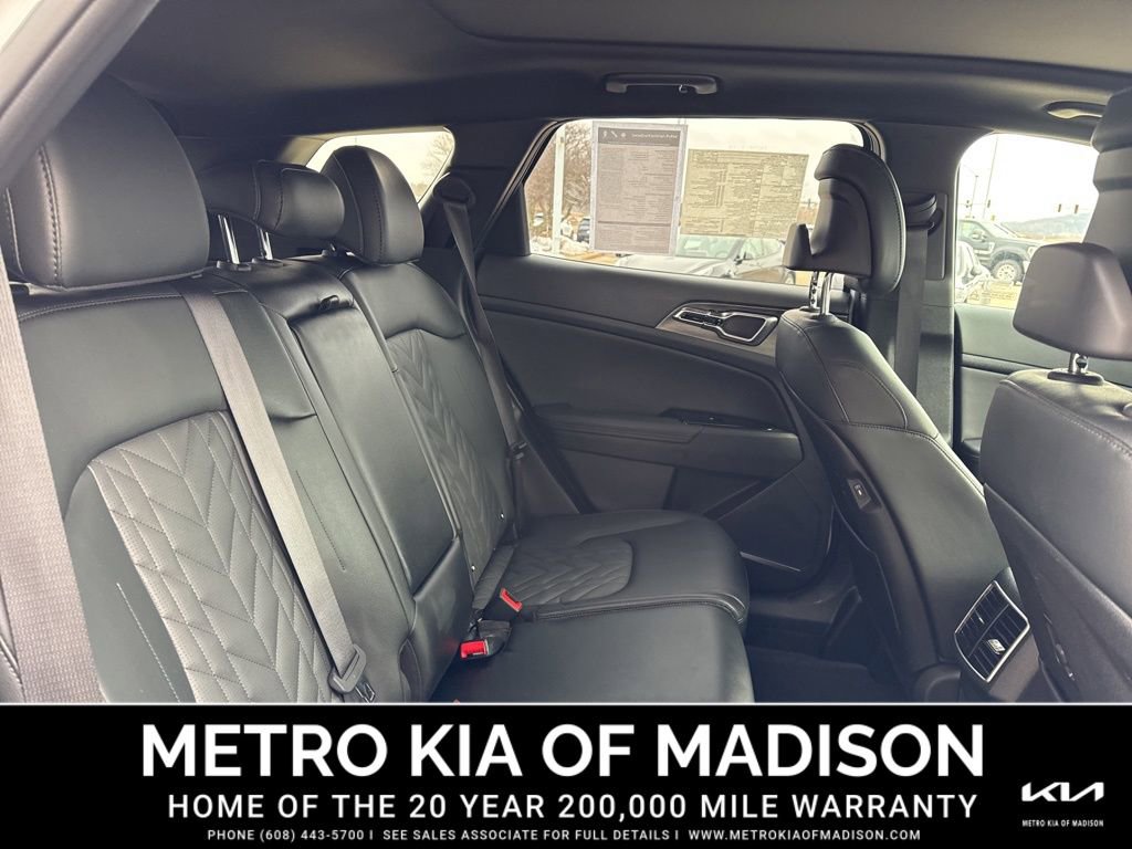 Used 2025 Kia Sportage X-Pro Prestige image 36