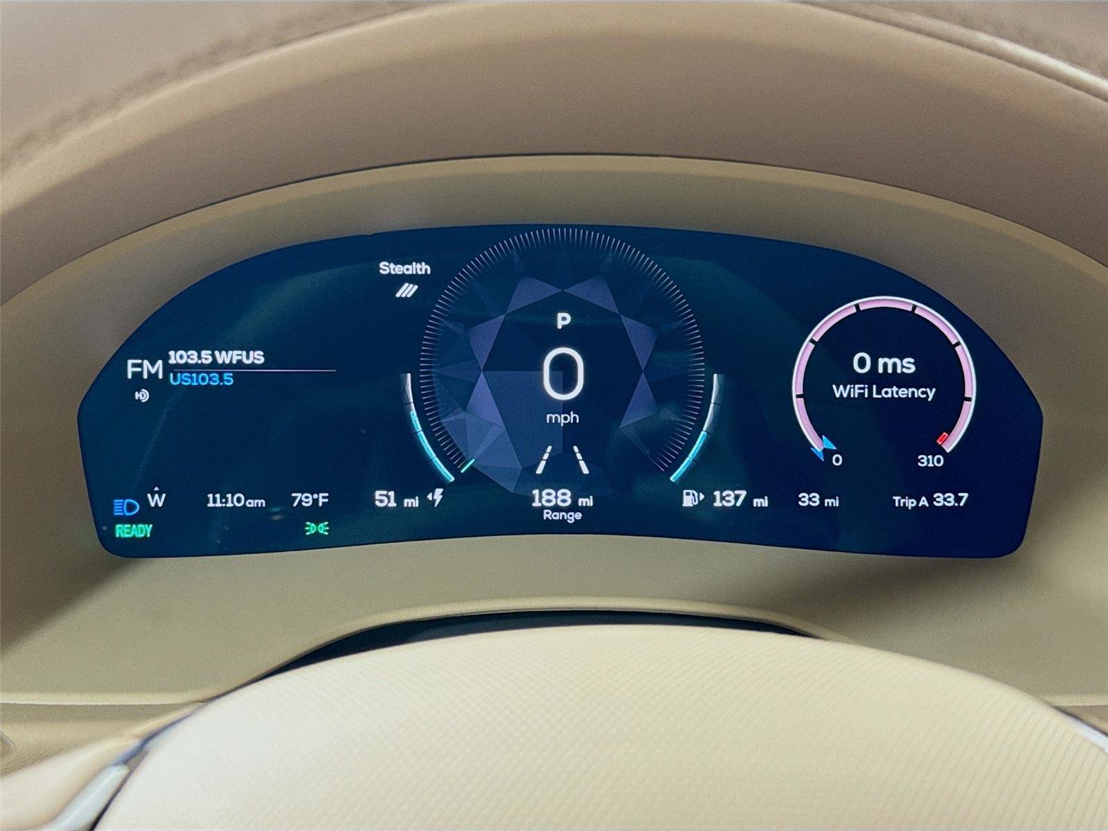 New 2025 Karma Revero Luxury RWD image 4