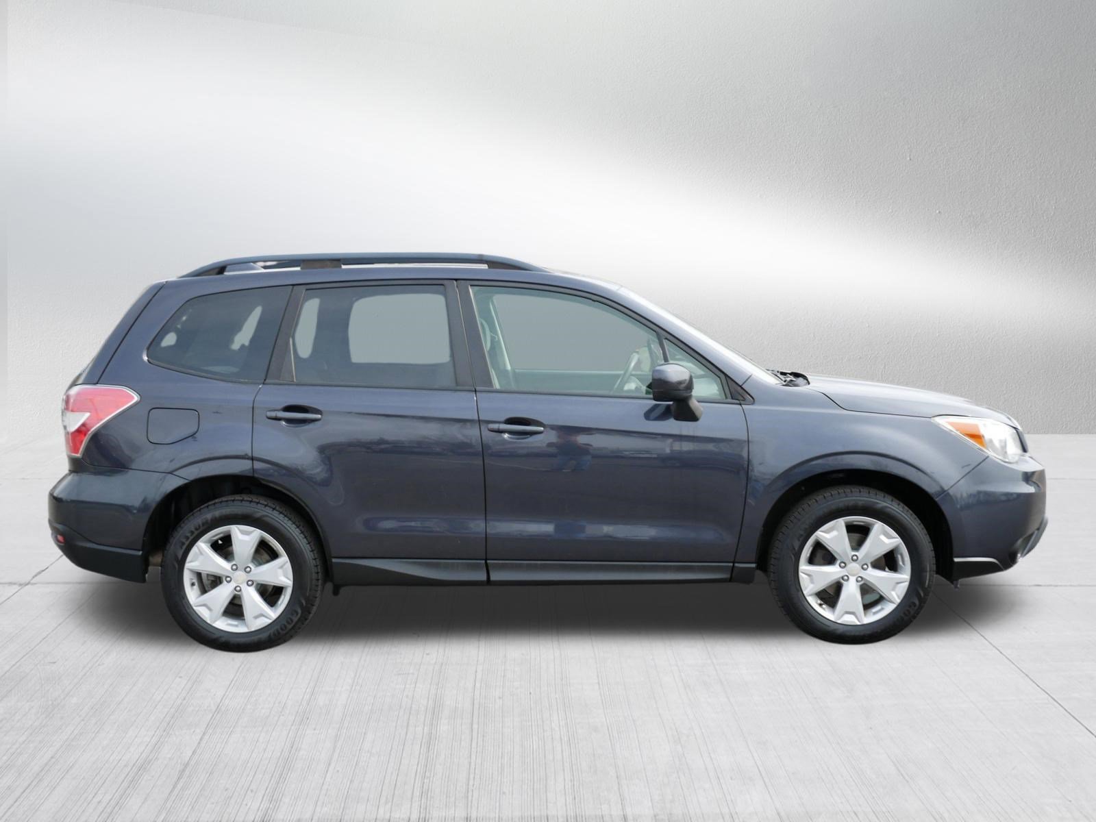 Used 2016 Subaru Forester 2.5i Premium image 8