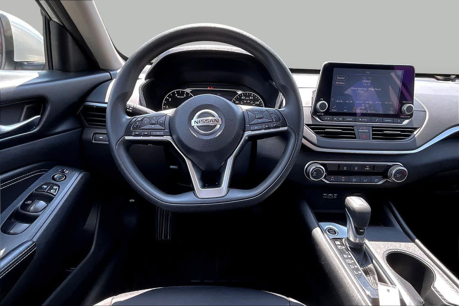 Used 2019 Nissan Altima 2.5 S FWD image 6