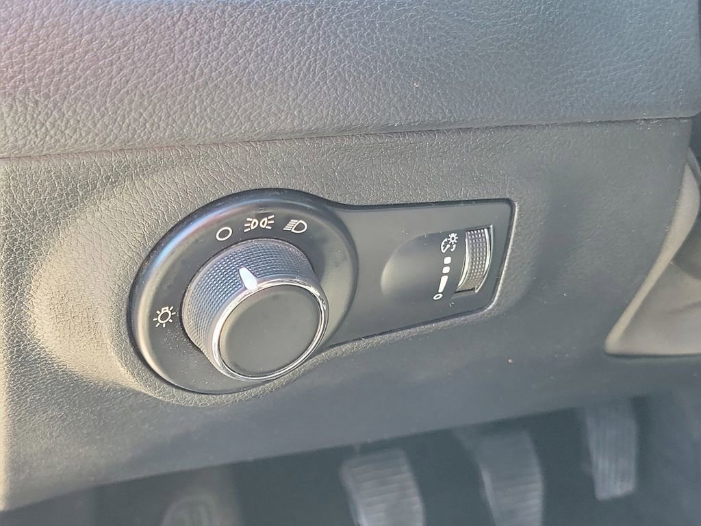 Used 2019 Jeep Compass Sport w/ Tech Group image 27
