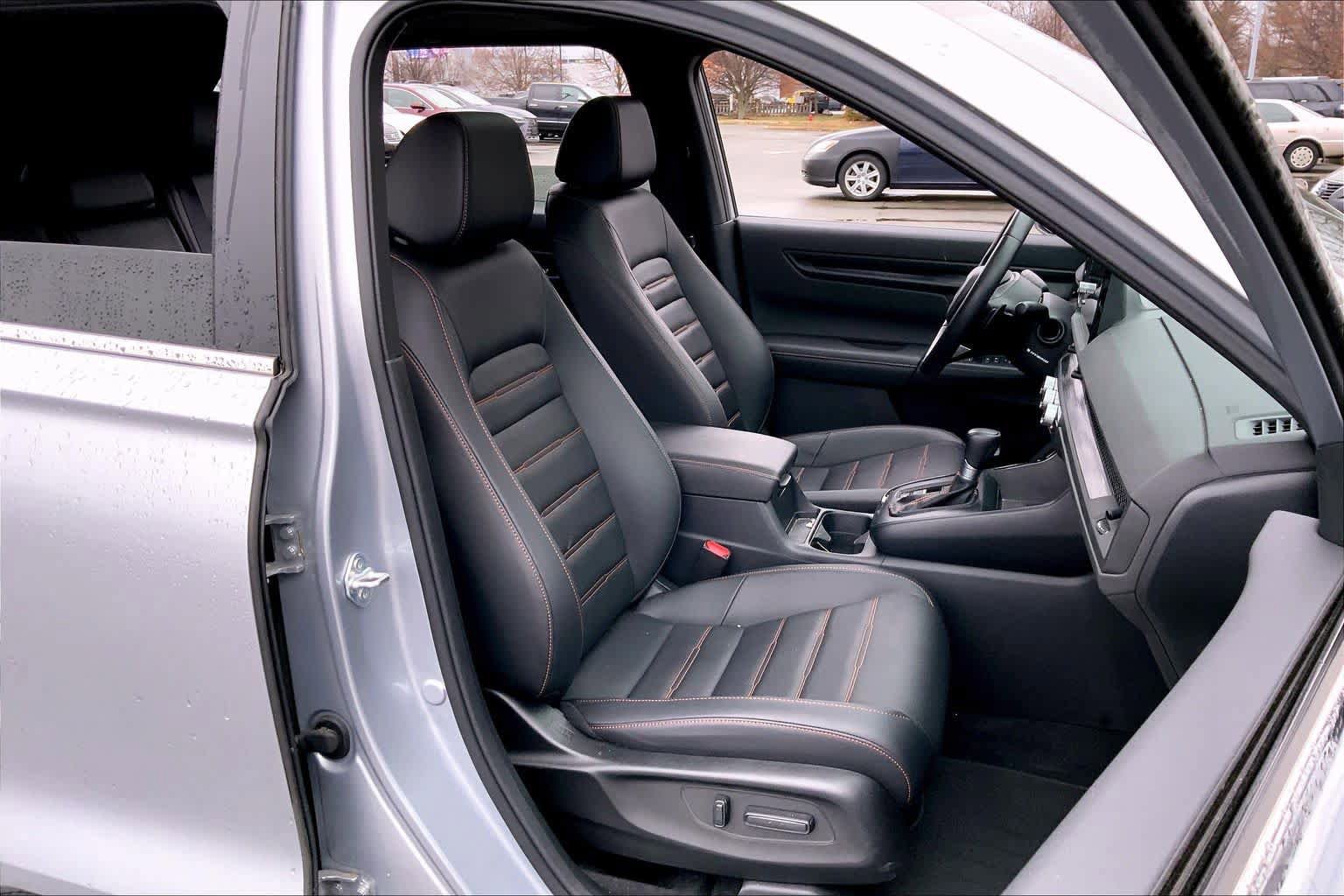 Used 2025 Honda CR-V Sport-L image 9