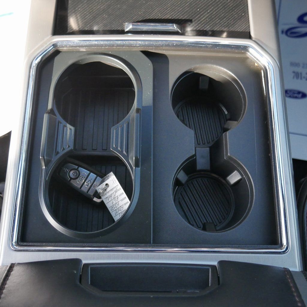 Used 2021 Ford F350 Platinum image 30