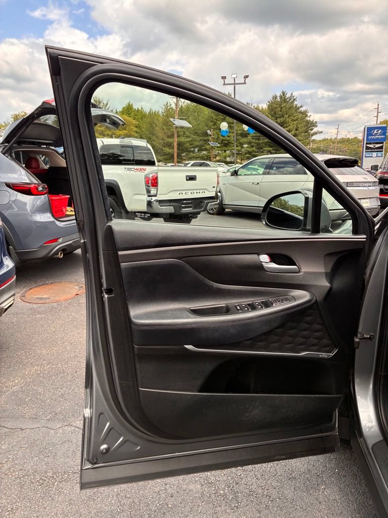 Used 2019 Hyundai Santa Fe SEL FWD image 30