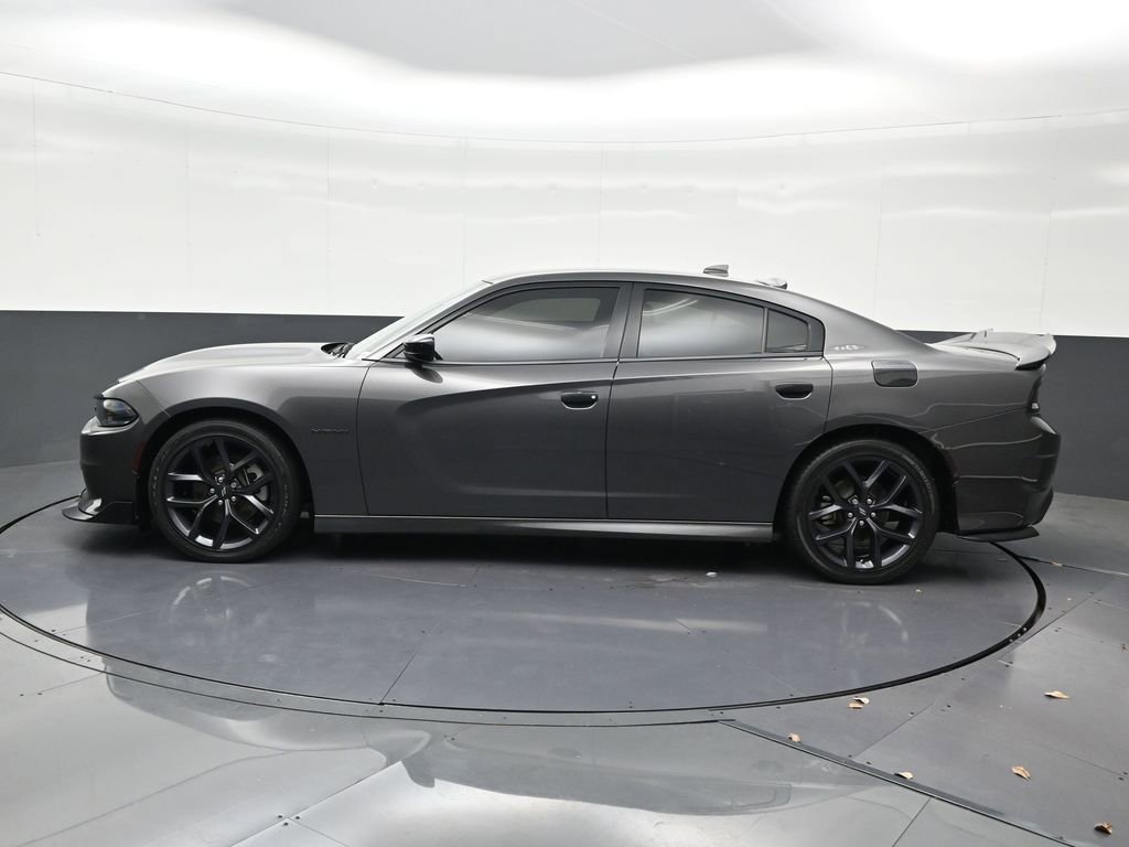 Used 2022 Dodge Charger R/T w/ Blacktop Package image 2