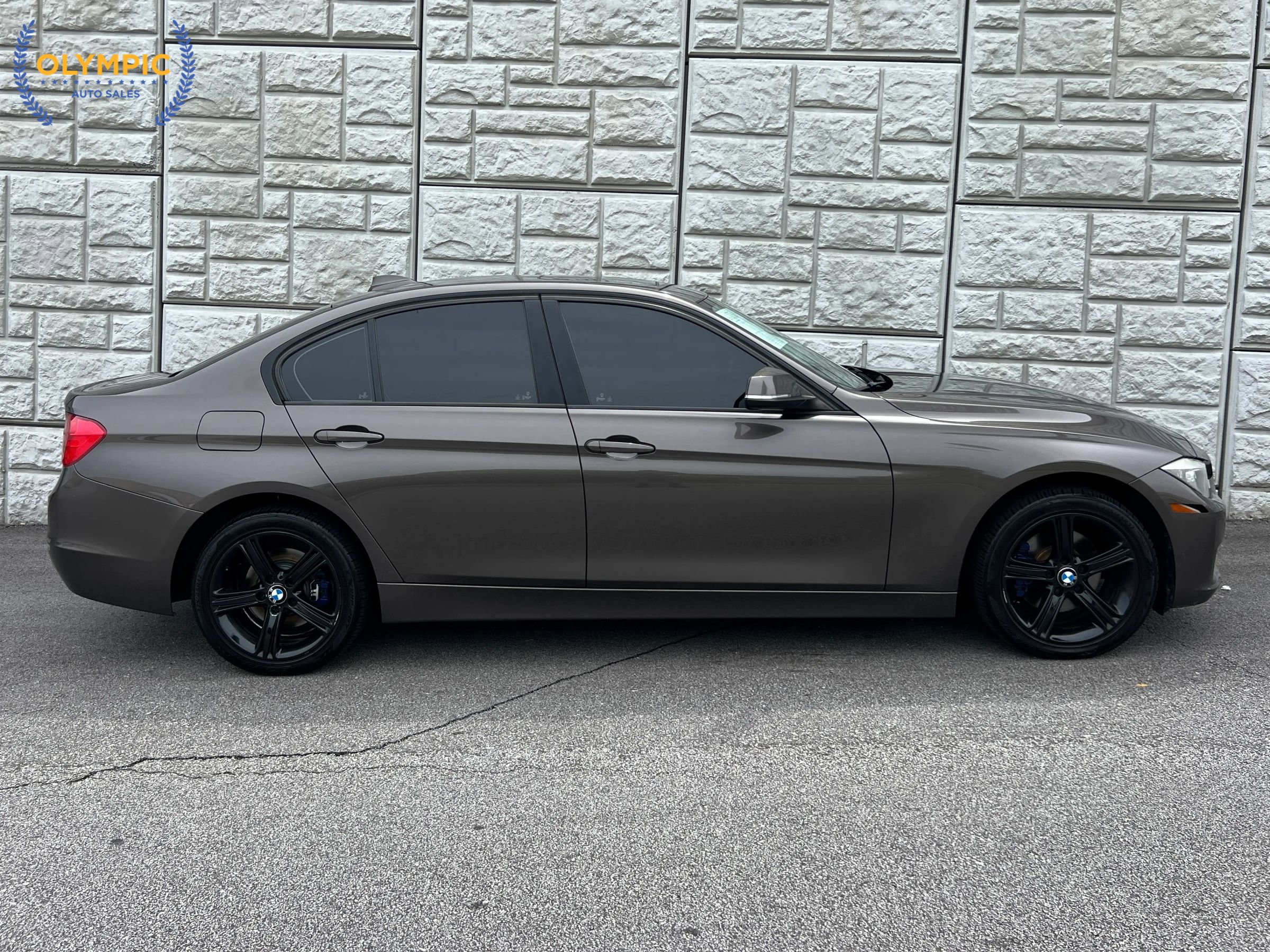 Used 2015 BMW 328i xDrive Sedan AWD/4WD image 8