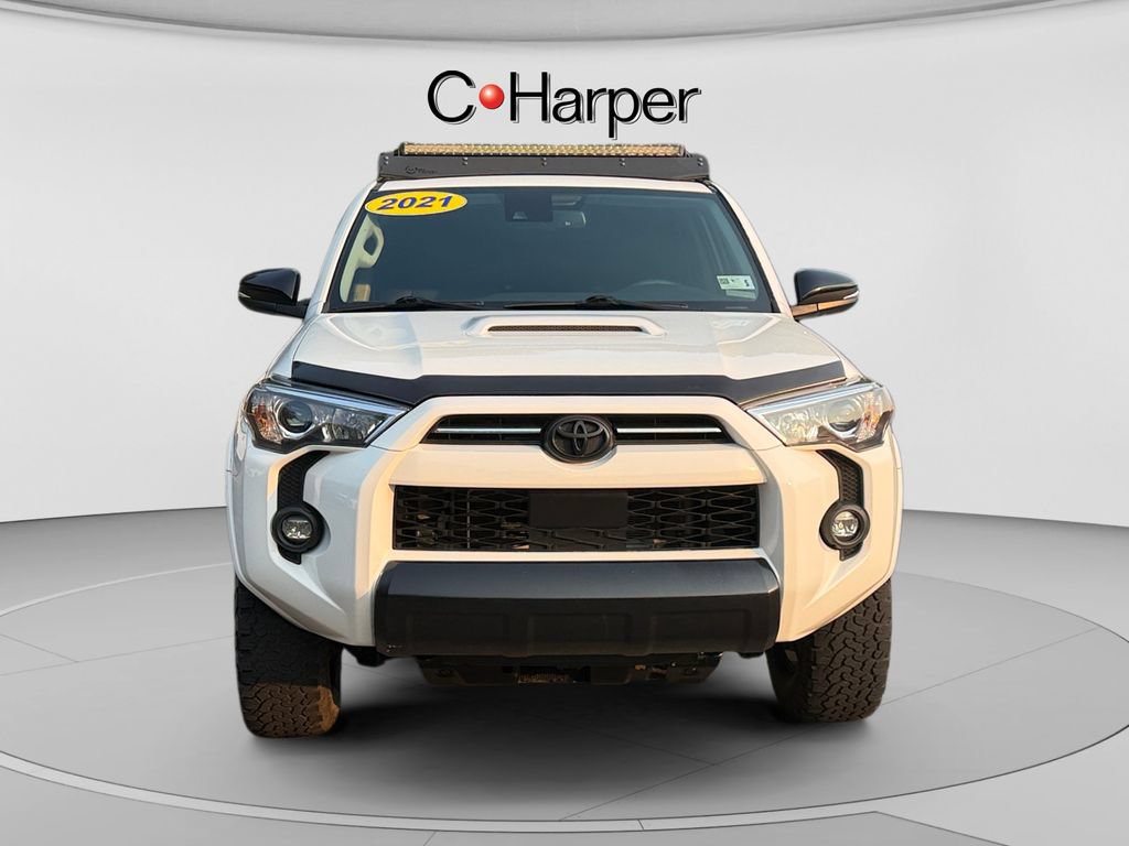 Used 2021 Toyota 4Runner Venture w/ Moonroof Package AWD/4WD image 8