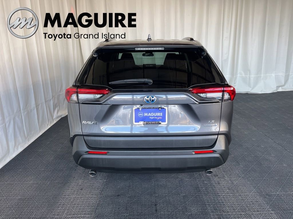Used 2022 Toyota RAV4 LE AWD/4WD image 30
