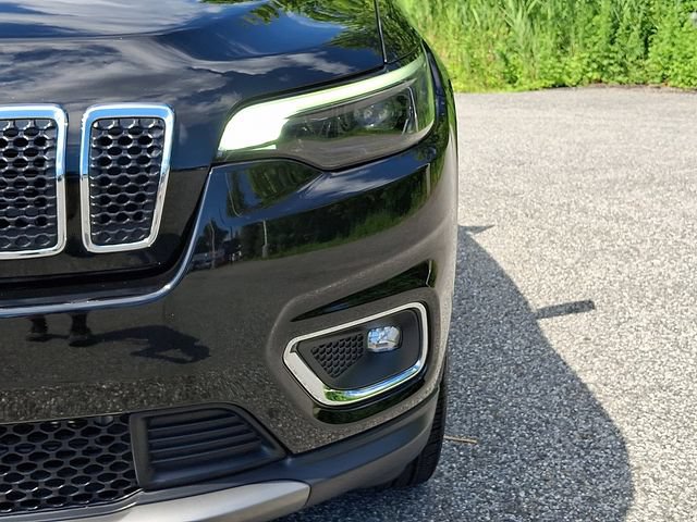 Used 2019 Jeep Cherokee Limited AWD/4WD image 9