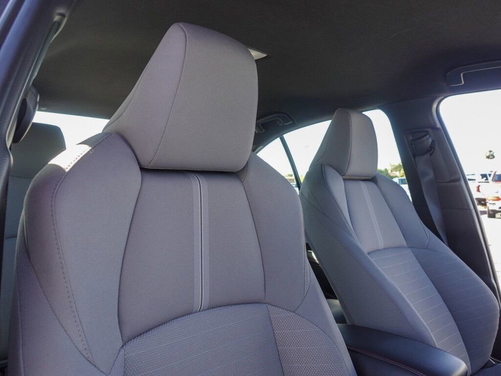 Certified 2025 Toyota Corolla SE w/ Convenience Package image 15