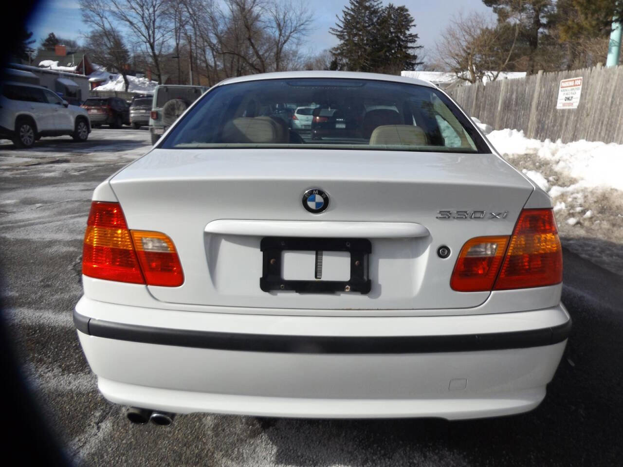 Used 2002 BMW 330xi Sedan image 4