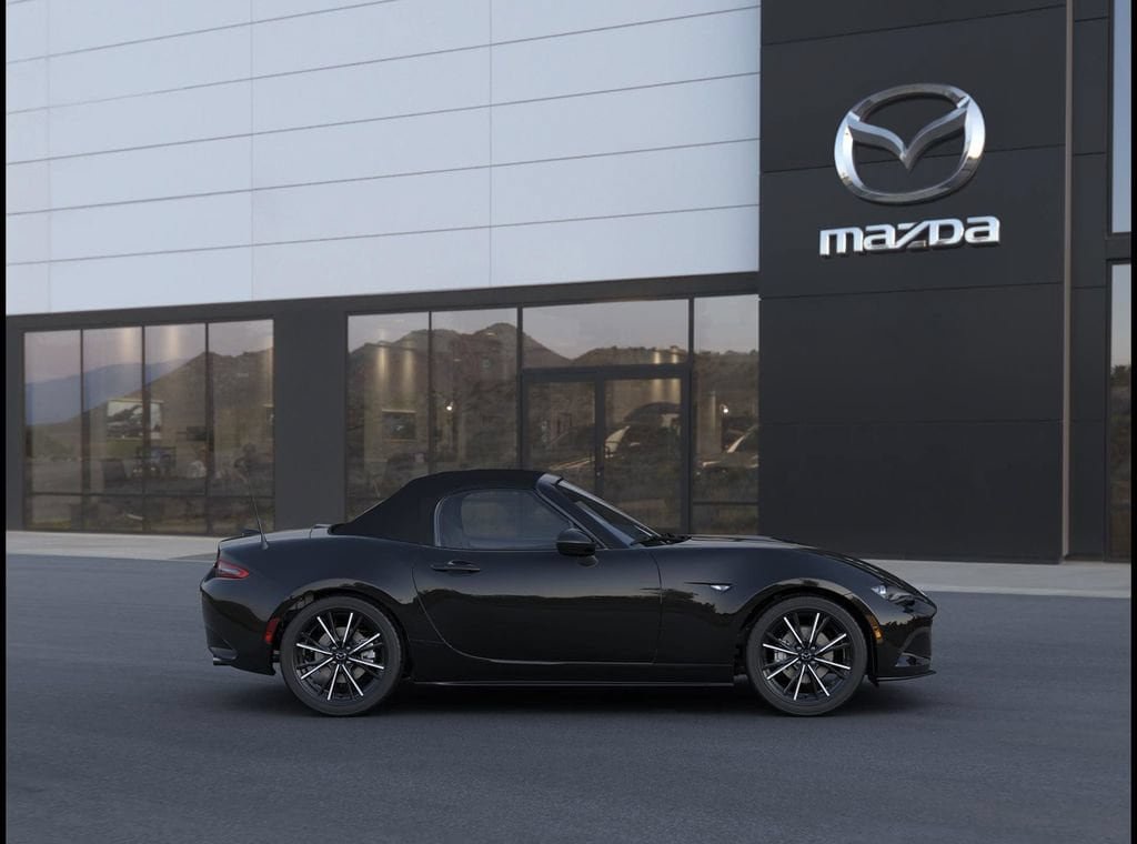 New 2025 MAZDA MX-5 Miata Grand Touring RWD image 5