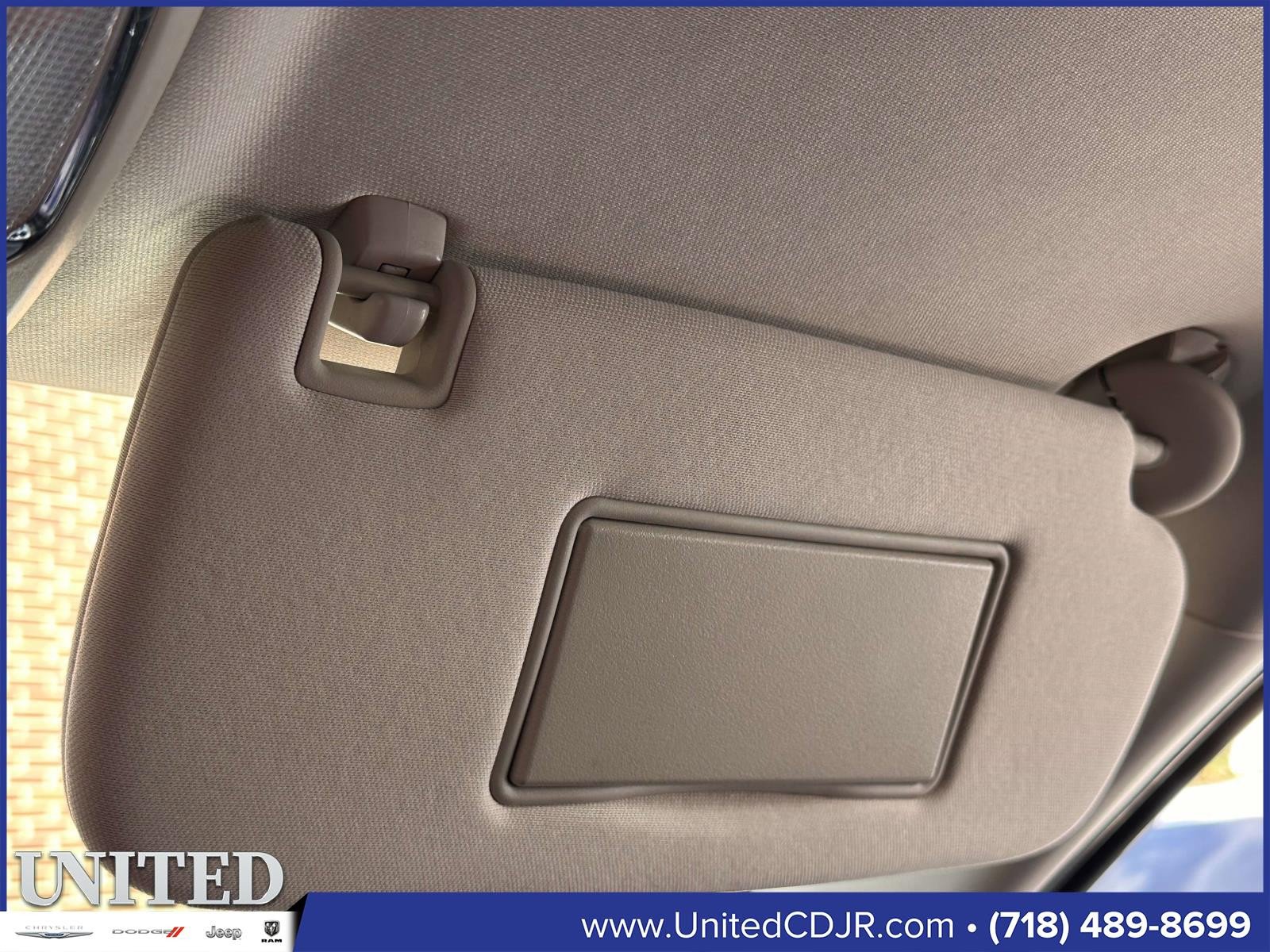 Used 2012 Jeep Grand Cherokee Altitude image 29