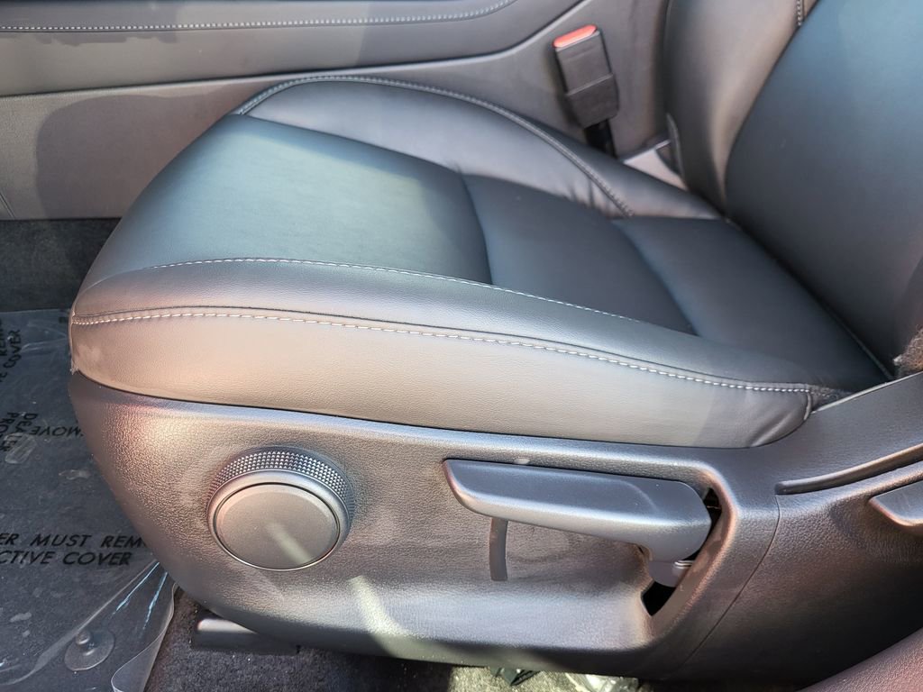 Used 2025 MAZDA CX-30 AWD 2.5 S w/ Select Sport Pkg image 14