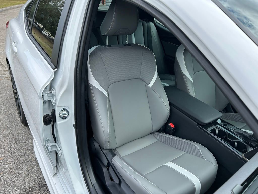 Certified 2025 Toyota Camry SE image 15