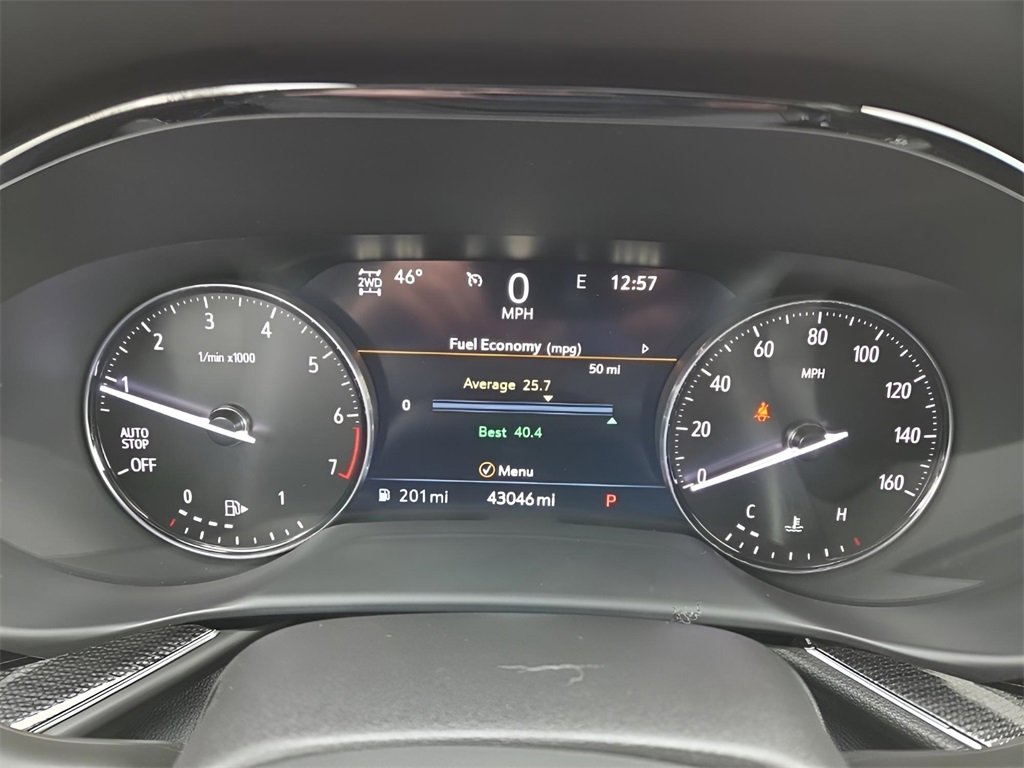 Used 2023 Buick Envision Essence image 12